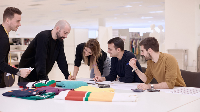 Elevate Your Career in Fashion: Join the Zara Team!